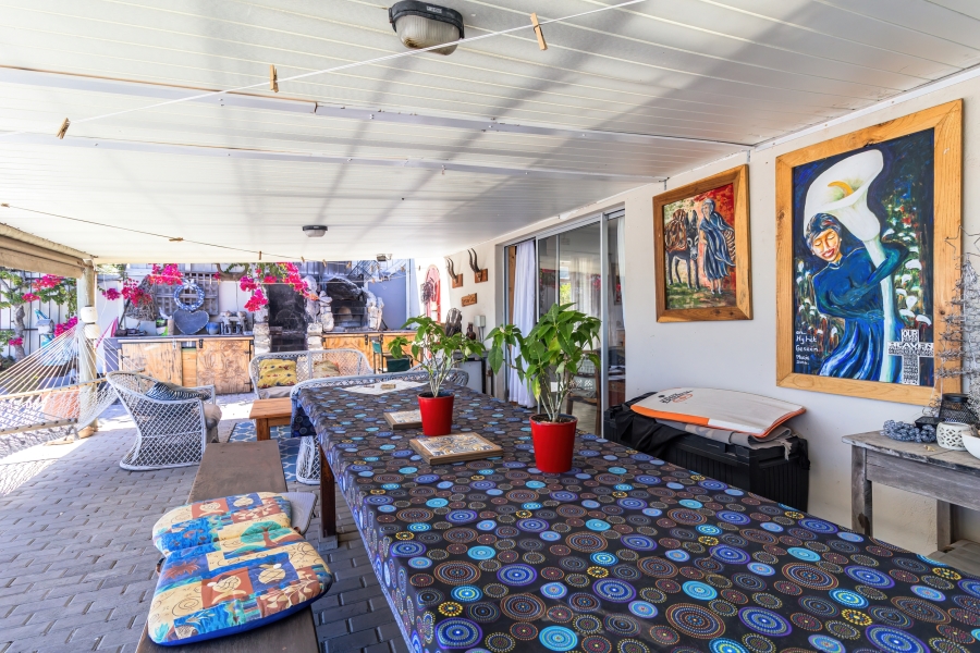 4 Bedroom Property for Sale in Yzerfontein Western Cape